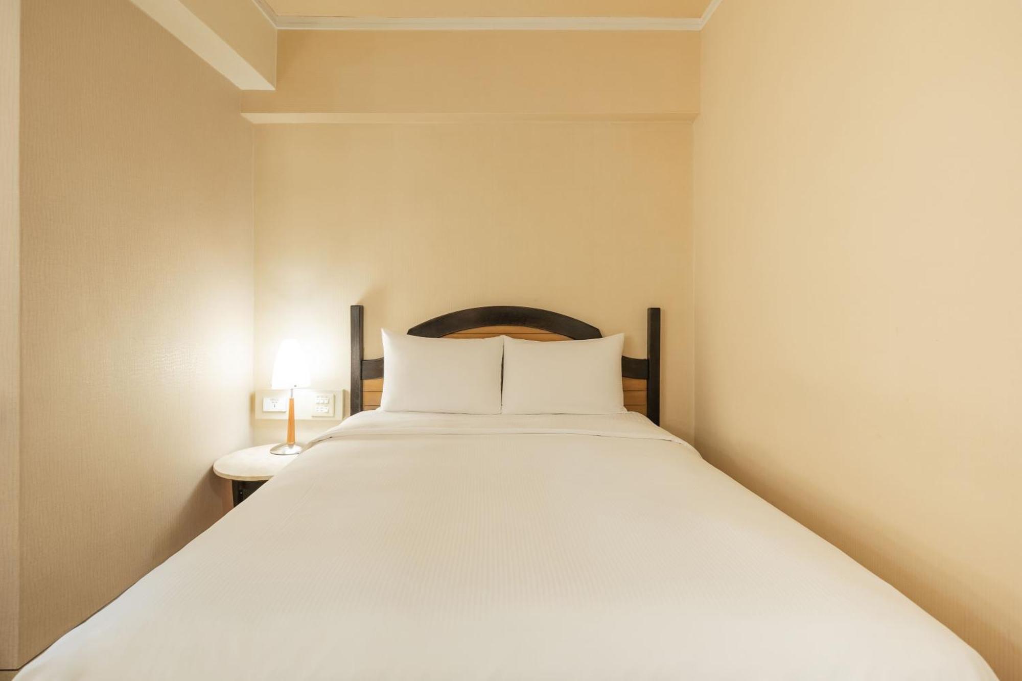 Kindness Hotel Weiwuying 카오슝 객실 사진